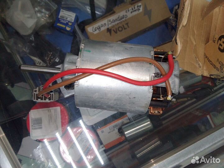 Вентилятор отопителя Volvo S60/S80/V70/XC70/XC90