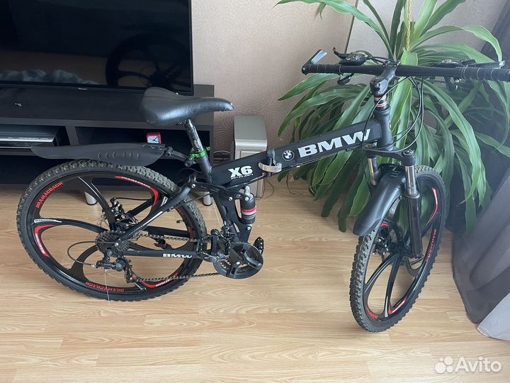 Велосипед на литых дисках bmw