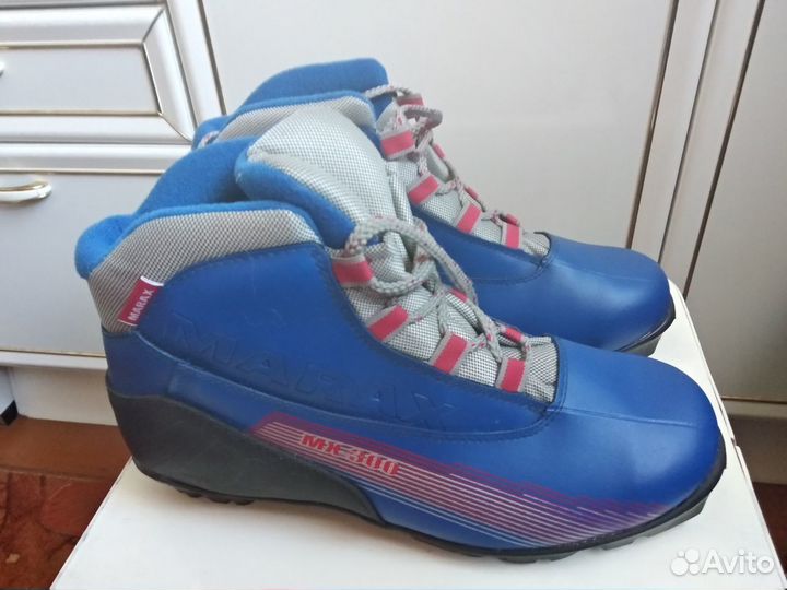 Ботинки лыжные marax MXN-300 Размер : 42 как новые