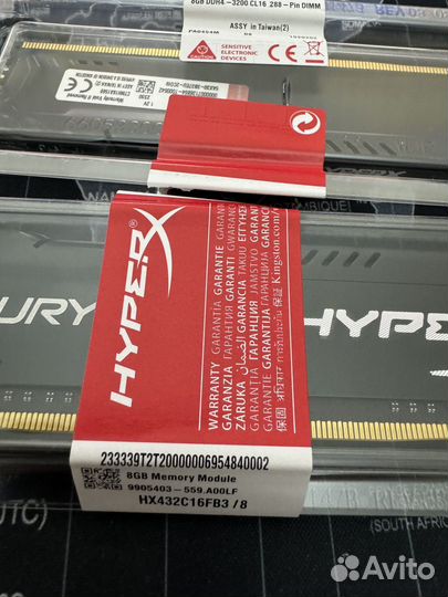 Оперативная память DDR4 16GB Kingston fury новая