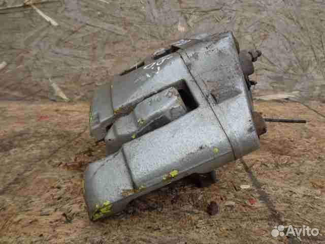 Суппорт передний правый Audi A8 D3