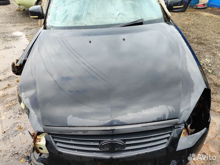 В разборе ваз 2171 приора универсал, 2009г.в., 211