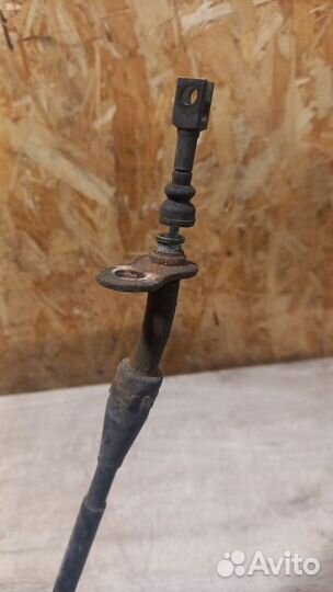 Трос стояночного тормоза Nissan Pathfinder r51