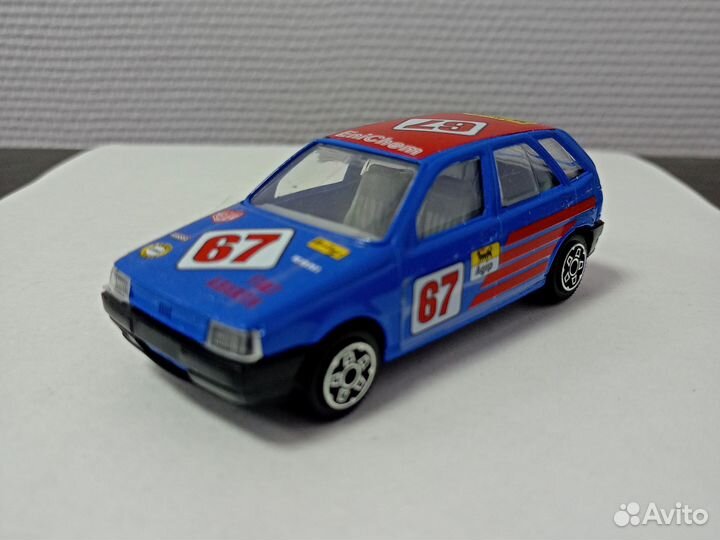 Модель Fiat Tipo rally. Bburago. 1:43