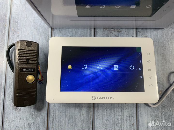 Видеодомофон комплект Mia HD Tantos