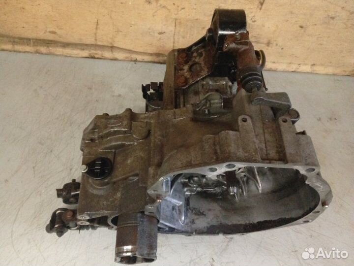 Б/У Б/У механическая коробка переключения передач