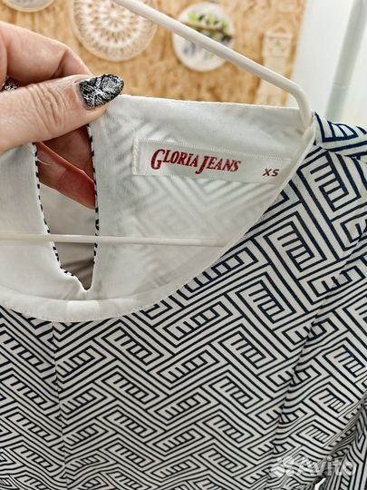 Платье на девочку S