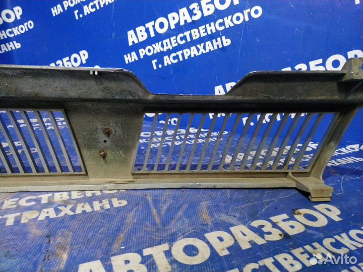 Решетка радиатора Ваз Лада 2108 хэтчбек 21083 2000