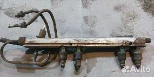 Продам на ваз 2110 топливная рампа