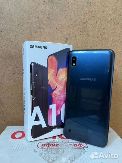 Samsung Galaxy A10, 2/32 ГБ
