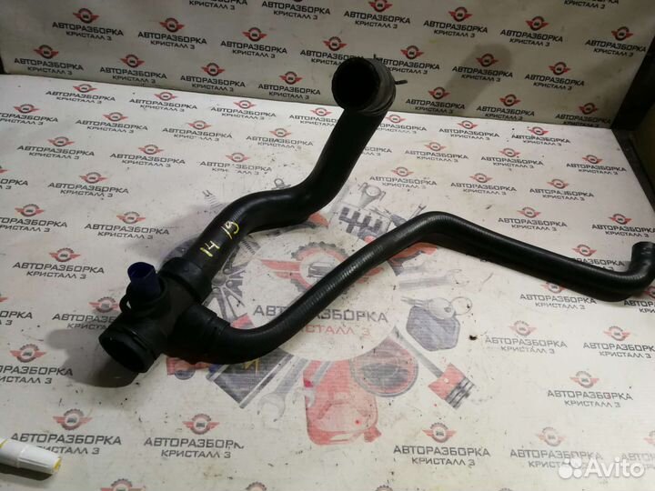 Патрубок нижний радиатора Audi A4 B5 Passat B5 APU