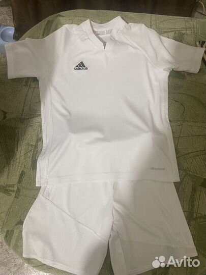 Футбольная форма adidas