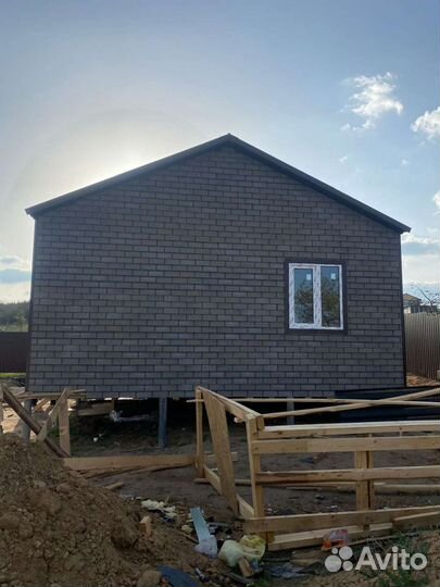 Дом кирпичный