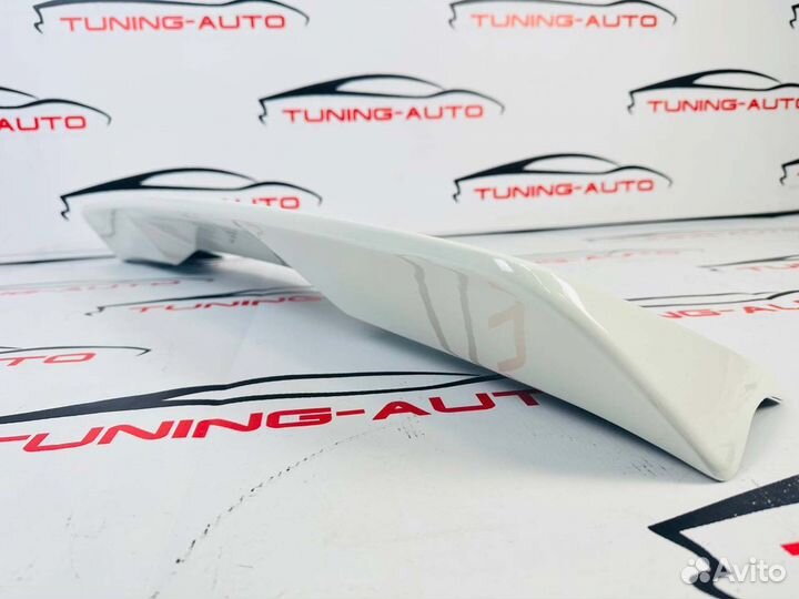 Спойлер на верх Suzuki Grand Vitara / Escudo P8674