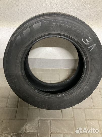 Pirelli Carrier All Season 235/65 R17 108