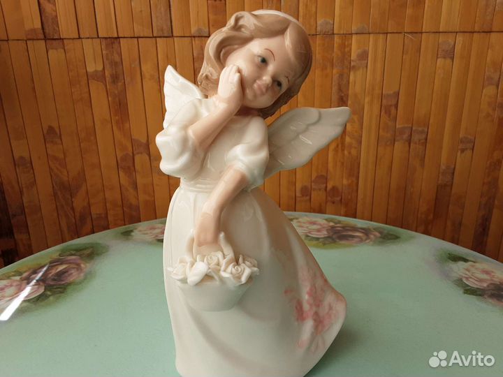 Фарфоровые статуэтки италия
