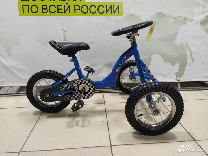 066611 Детский веломобиль Карт 12