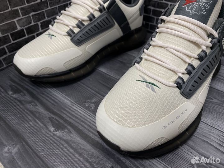 Кроссовки белые reebok zig kinetica