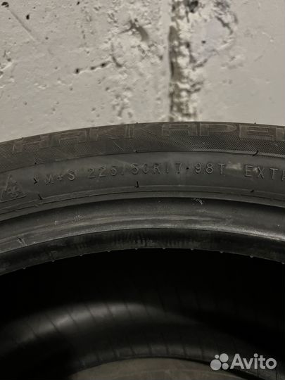 Nokian Tyres Hakkapeliitta 9 225/50 R17 98T