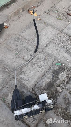 Peugeot 307 замок двери передний левый