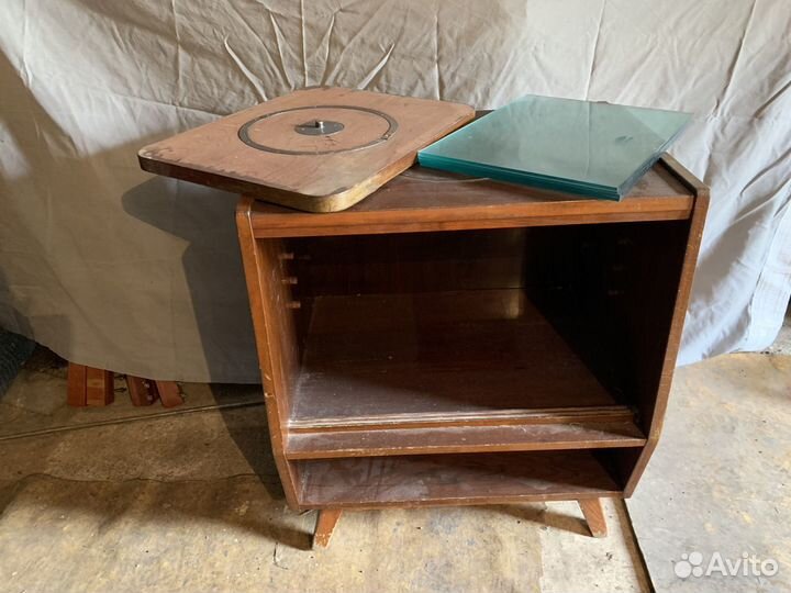 Тумба под тв СССР