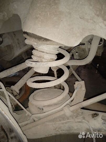 Пружины задние Тойота Рав 4 2000-2005 г