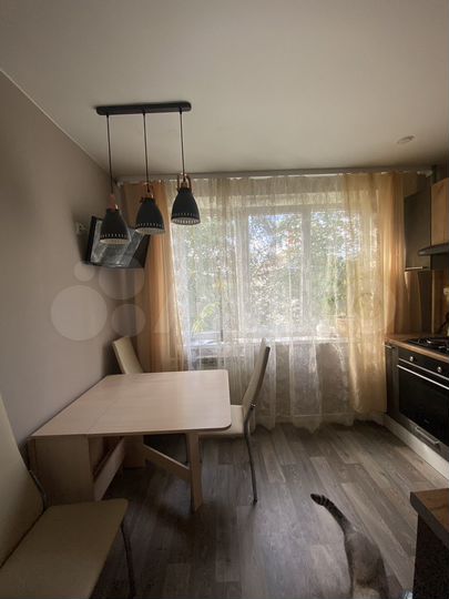 2-к. квартира, 52,9 м², 3/5 эт.