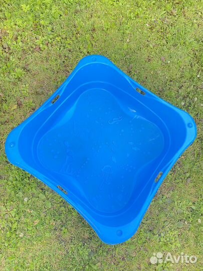 Детская песочница пластиковая / мини бассейн