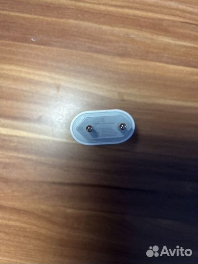 Блок для зарядки iPhone
