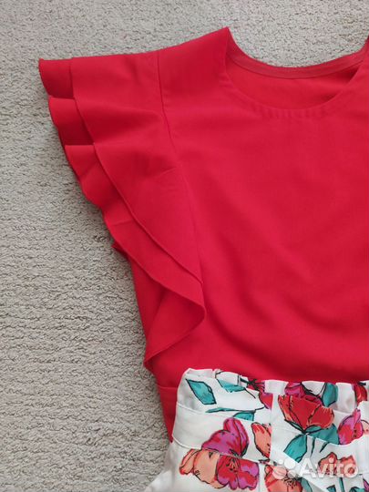 Женский костюм