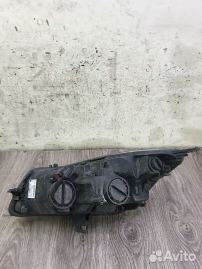Фара передняя правая Opel Insignia хетчбэк 5-ти