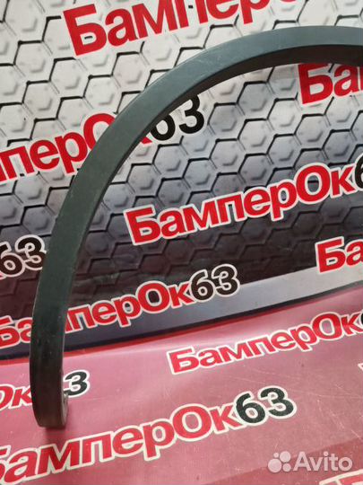 Накладка крыла задняя правая Volkswagen Touareg