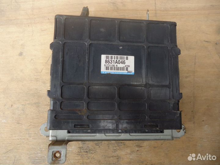 Блок управления Mitsubishi Paigero 3 3.2td