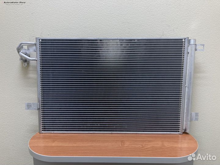 Радиатор кондиционера Volkswagen Transporter 03-15