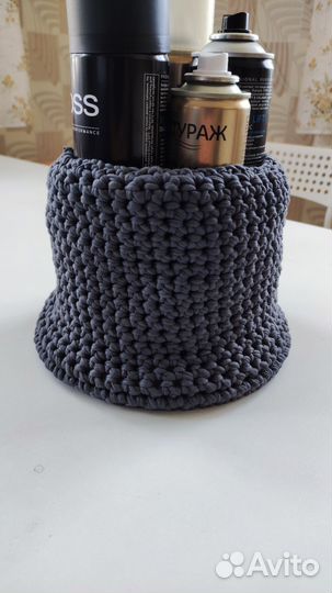 Вязанная корзинка