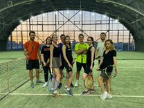 Большой теннис в группе (2-4 чел.) корт+тренер