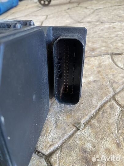 Блок ABS пробег 74т.км. BMW 7 E66 E65