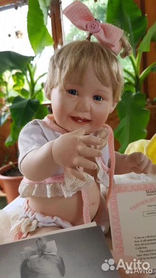 Кукла фарфоровая коллекционная