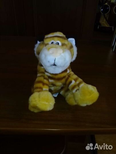 Интерактивная игрушка тигренок