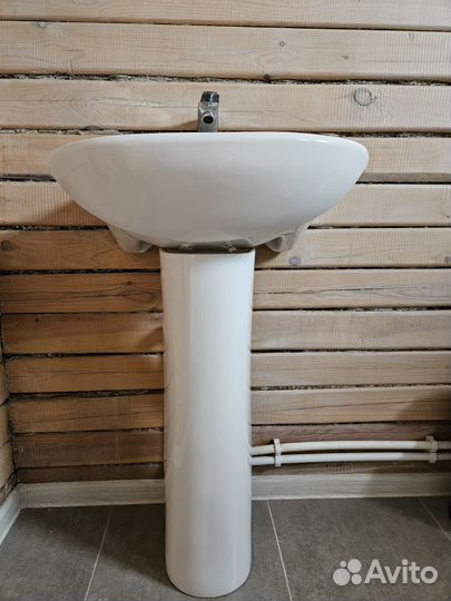 Раковина в ванную бу