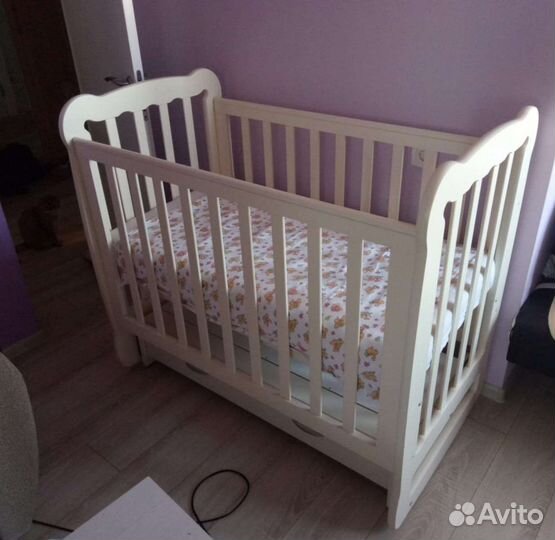 Детская кровать из массива