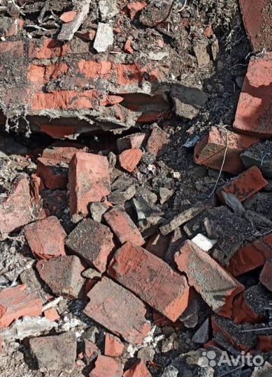 Кирпичный бой, отходы стройки
