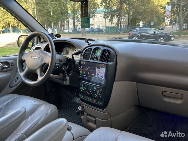 Chrysler Voyager 2.4 AT, 2001, 185 000 км