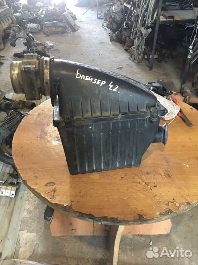 Корпус воздушного фильтра Chevrolet Blaizer