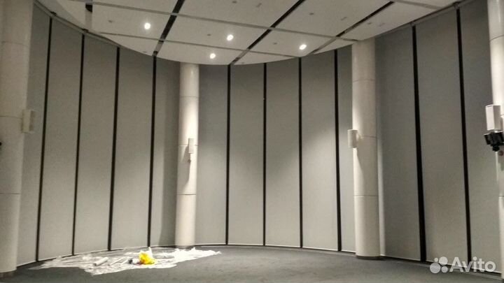 Рулонные шторы с электроприводом на пульте