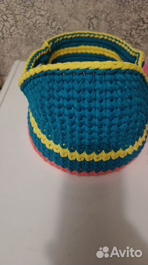 Вязаная люлька для куклы