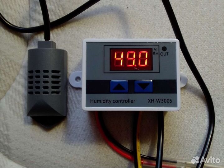 Программируемый контроллер влажности XH-W3005