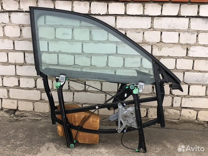 Стеклоподъемник передний правый Ауди А4 В5