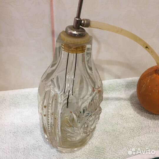 Антикварный флакон для духов с распылителем больш