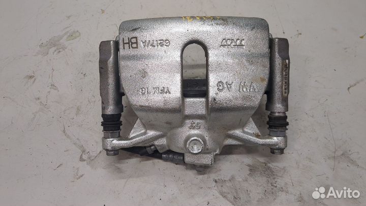 Суппорт Volkswagen Taos, 2023